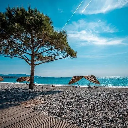Lägenhet Sea View Marina Baie Des Anges Luxury Villeneuve-Loubet